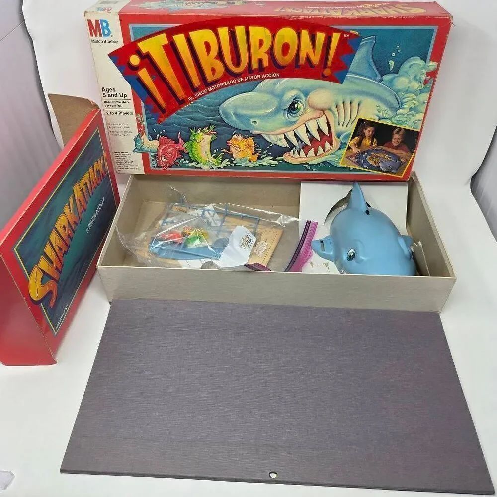 SHARK ATTACK TIBURON SPANISH BOARD GAME MILTON BRADLEY 1988 COMPLETE WORKS RARE